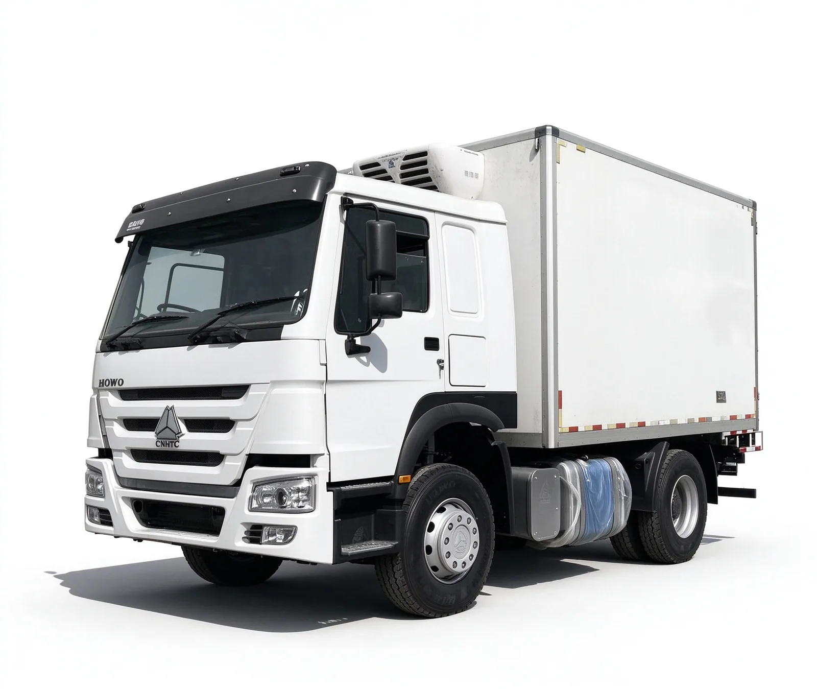 豪沃 4x2 冷藏车