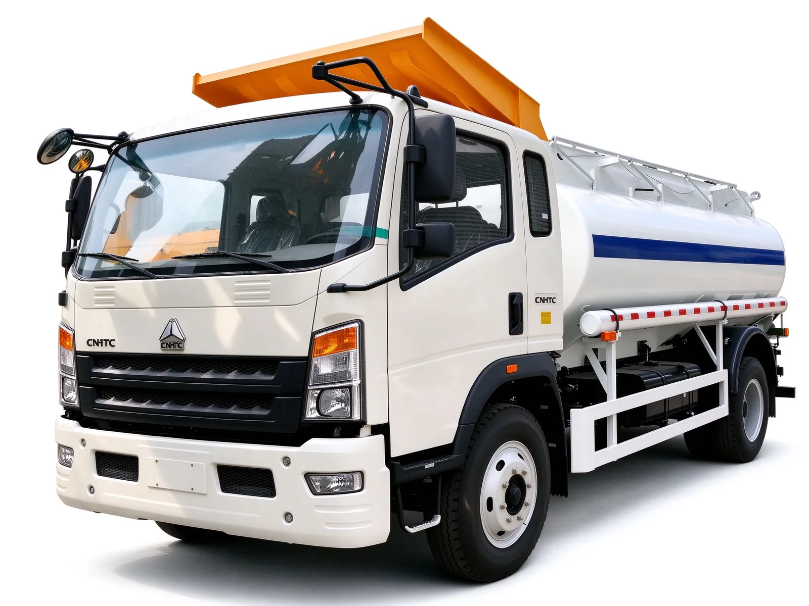 豪沃 悍将 4x2 油罐车