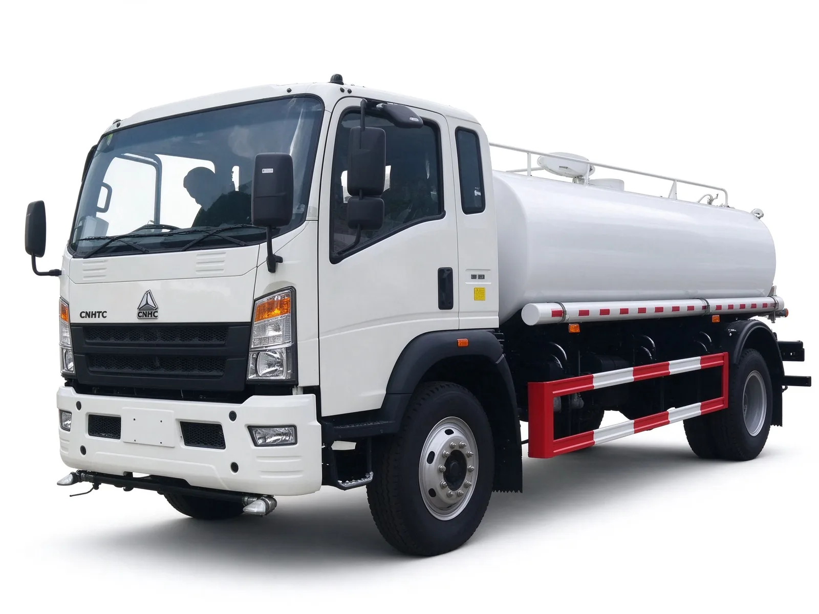 豪沃 悍将 4x2 洒水车