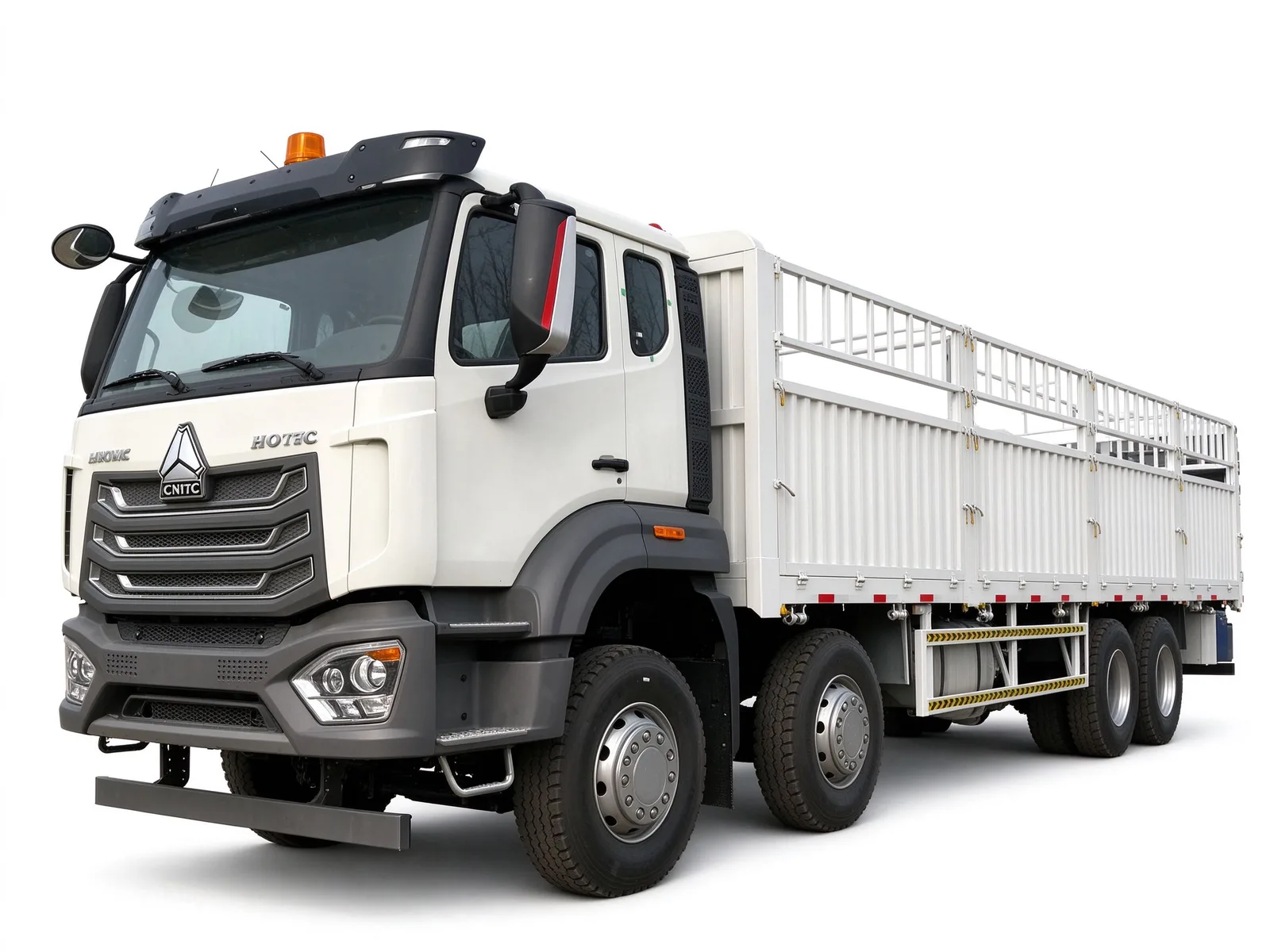 豪沃 NX 8x4 仓栅载货车