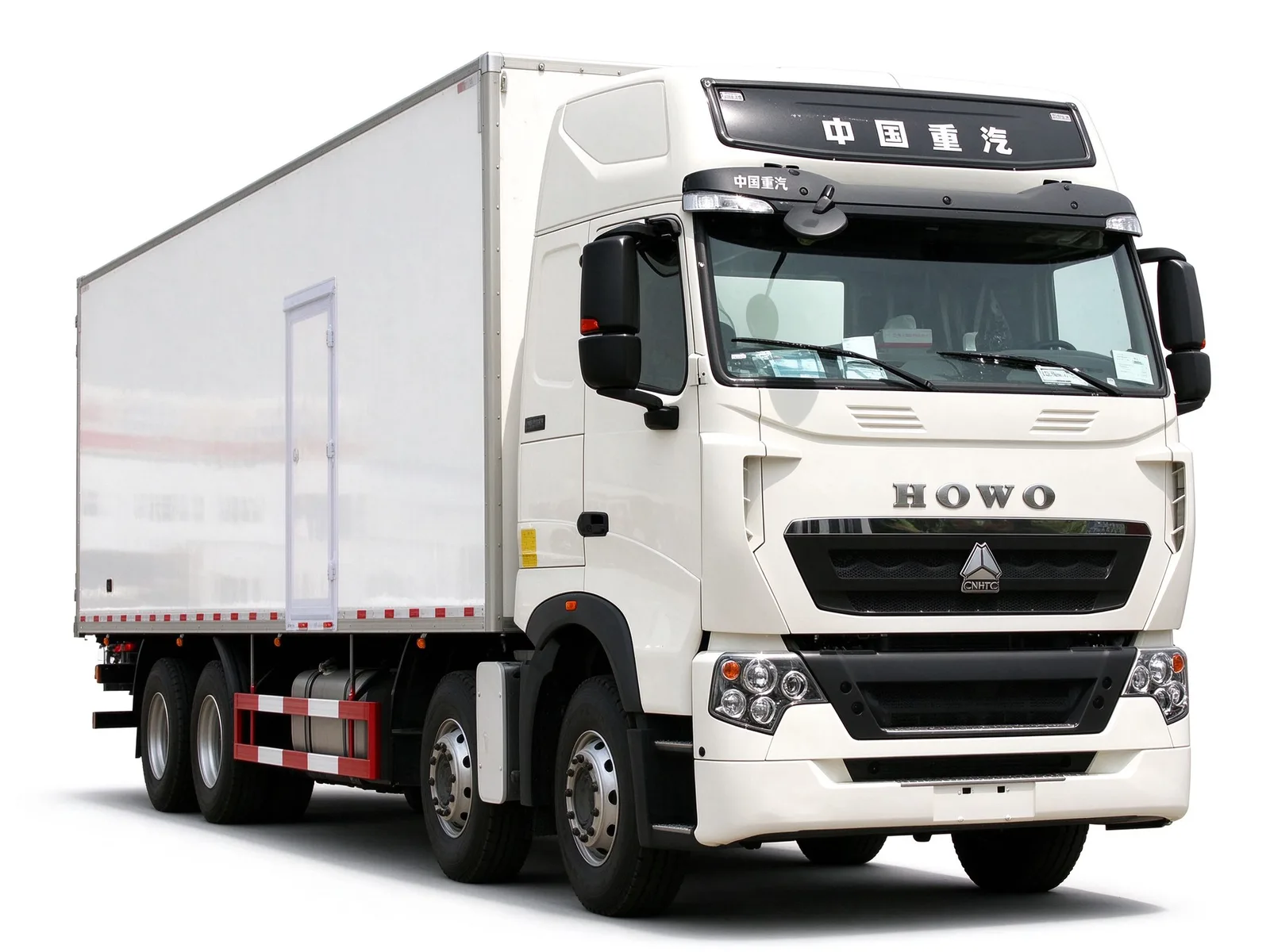 豪沃 TX 8x4 厢式货车