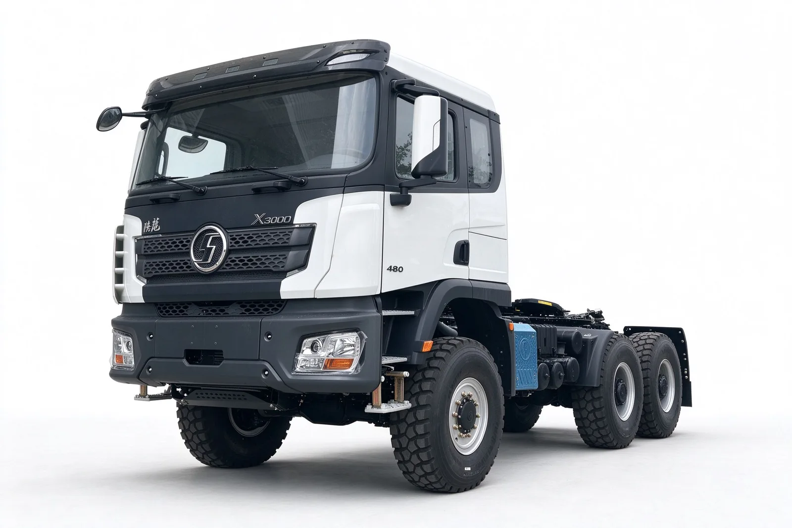 陕汽 X3000 6x6 牵引车